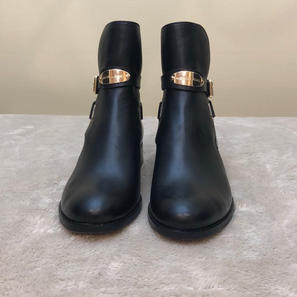 Michael Kors Shoes - Michael Kors leather ankle boots